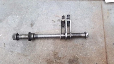1983 Honda VF1000   Interceptor Rear axle and chain tensioners (bin 102) - Изображение 1 из 4