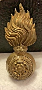 BRITISH ROYAL FUSILIERS BUSBY GRENADE OR'S KINGS CROWN ORIGINAL - Picture 1 of 7