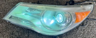 Faro delantero izquierdo Volkswagen Routan 2009-2014 xenón HID 05113441AE Foto 1 de 4