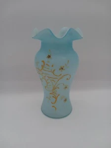 Schöne mundgeblasene gefasste Glasvase handbemalt Design Rüschenspitze satiniert himmelblau - Bild 1 von 9