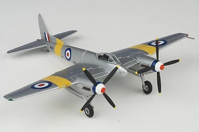 Oxford Diecast 1/72 Hornet F.Mk 1 WB880 RAF Far East Training Sqn - Image 1 of 2
