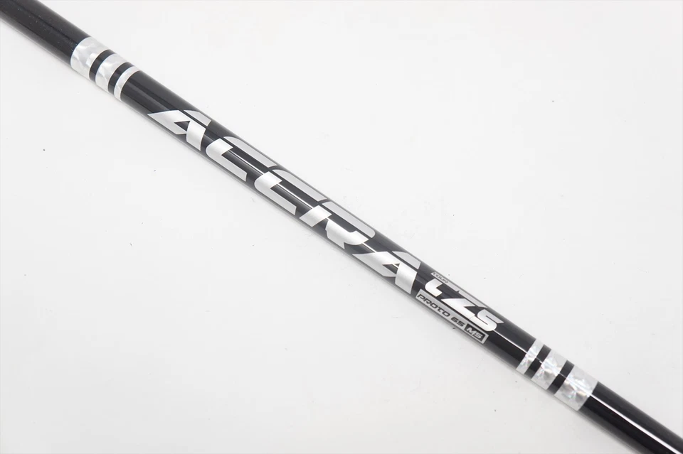 Eje de driver Accra Tour Z TZ5 Proto 65 M5 X-Stiff 44,5" Callaway Paradym Elyte Foto 1 de 2