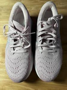 Asics - Women's Gel-Nimbus 24 Sneaker - Size 9.5 - Barely Rose/White - USED - Picture 1 of 7