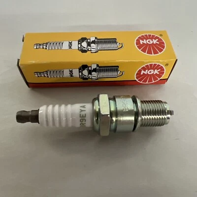 NGK 7548 Spark Plug - BR9EYA - Image 1 of 2