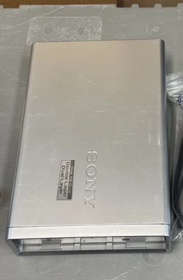 Unidade externa regravável de DVD/CD Sony DRX-820UL-T (LEIA) - Imagem 1 de 4