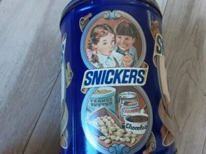 VINTAGE 1984 Snickers Snack Bars Empty Collectible Tin - Mars Company. - Picture 1 of 5