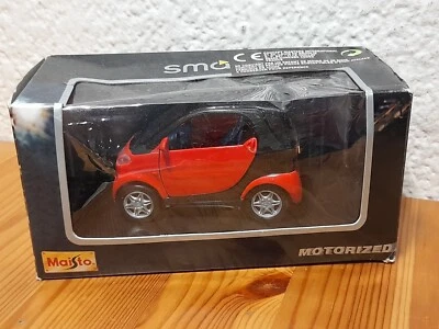 Veicolo Miniatura 1/43: Maisto Smart Fortwo - Immagine 1 di 2