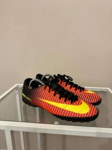 Nike Mercurial football shoes rare size US 10.5 - Picture 1 of 7