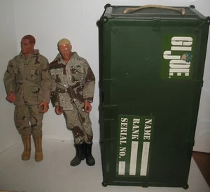 2 1:6 Scale Vintage Hasbro GI Joe Action Figures Soldiers with Foot Locker - Picture 1 of 24