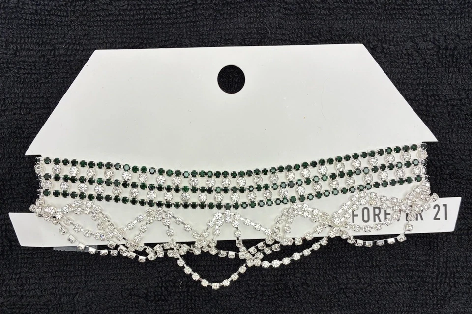 Colar Gargantilha Forever 21 Pedras de Diamante Pretas e Falsas Joias Fantasia - Imagem 1 de 1