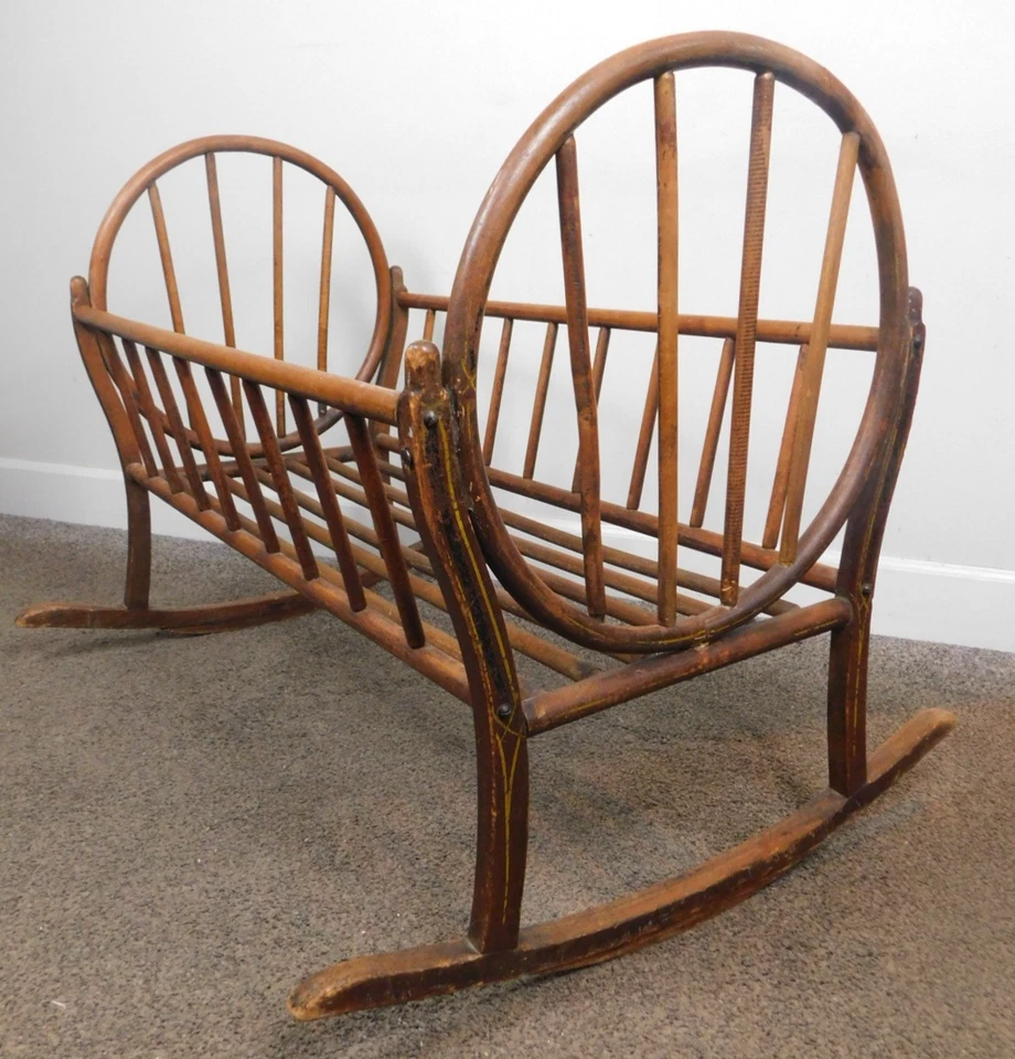 BERÇO DE BALANÇO antigo feito à mão da década de 1890 39"W madeira curvada Jenny Lind MOBÍLIA PARA BEBÊ MUITO BOM ESTADO - Imagem 1 de 4