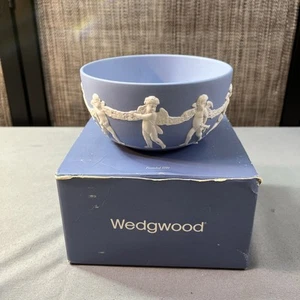 Cuenco Bute Vintage Wedgwood Azul Jasperware - 3,25 pulgadas - con caja original - Imagen 1 de 7