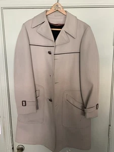 JCPenney Vintage Men's Beige Faux Fur Lined Winter Coat  Size 36 Long Duster - Picture 1 of 3