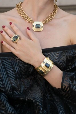 Was Halskette Labradorit Material: MessingFarbe: Gold/Blau Marke: NIIKI Paris - Bild 1 von 3