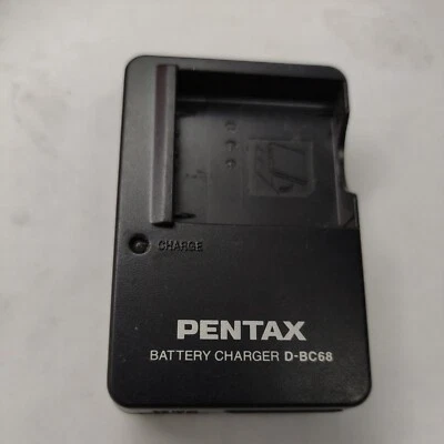 Genuine Pentax D-BC68 4.2V 600mA Power Supply Adapter PS AC/DC Charger - Image 1 of 4