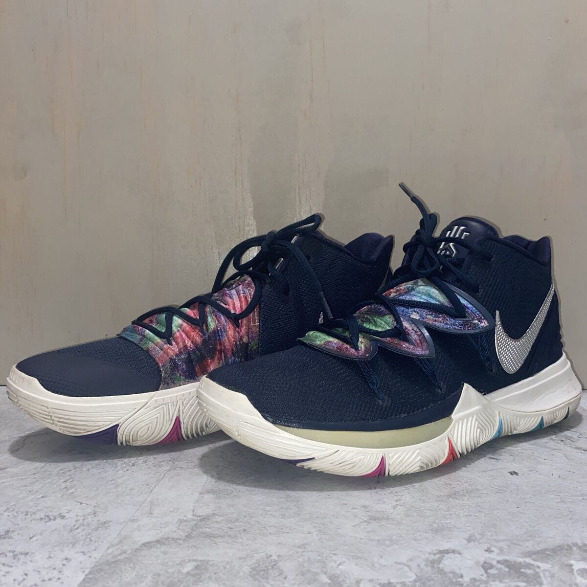 Nike Kyrie 5 EP Galaxy for Sale | Authenticity Guaranteed | eBay Nike Kyrie 5 EP Galaxy for Sale | Authenticity Guaranteed | eBay