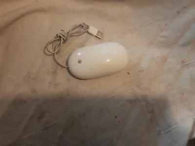 Genuine Apple Wired Mouse A1152 USB Optical Mighty Mouse - VGC - Image 1 of 4