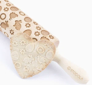 Stodola Engraved Large Rolling Pin with EASTER MIX Pattern - Picture 1 of 5