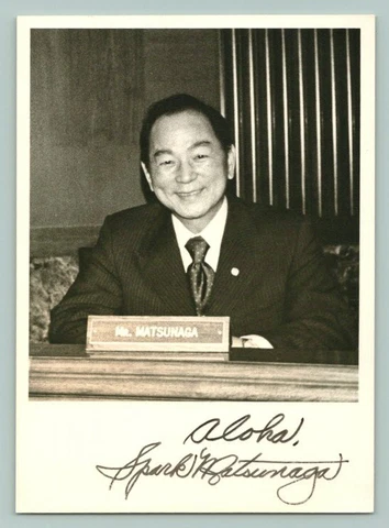 Vintage US SENATOR SPARK MATSUNAGA Original SIGNED AUTOGRAPH Photo ALOHA HAWAII Cover