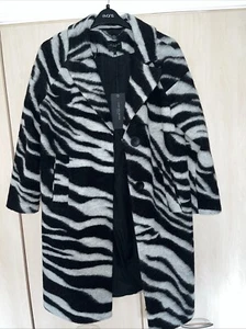 New Live Unlimited Size 16 Zebra Printed Coat Black And White - Picture 1 of 11