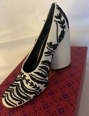 TORY BURCH Pumps Ivory 8 M Lucia 110mm Heels Black Embroidered Cream Classic NEW - Image 1 of 4