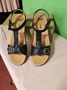 CLARKS Manilla Lift Sandals WOMEN 10M black leather w box worn few times VGC - Picture 1 of 8