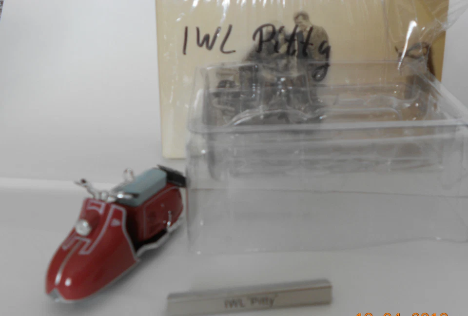 IWL Pitty  DDR Motorrad Roller  Atlas 1:24  Originalgetreu Neuwertig Simson - Bild 1 von 1