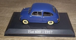 MODELLINO IN SCALA DA COLLEZIONE FIAT 600 1957 DIMENSIONI AUTO 8X3 CM - Foto 1 di 4