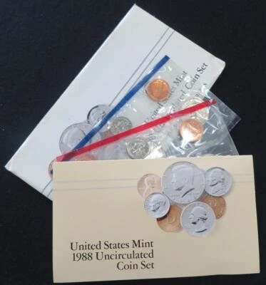 1988 Uncirculated U.S. Mint Set *10 Coins and 2 Mint Tokens - Image 1 of 3