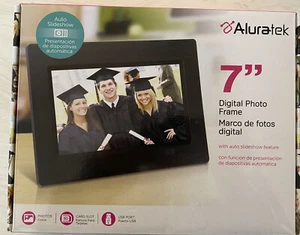 Aluratek 7” Digital Photo Frame - Picture 1 of 6