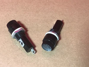 2x Mounted Screw Cap Fuse Holder 15A 250V AC 6x30mm Made in Japan - Picture 1 of 6