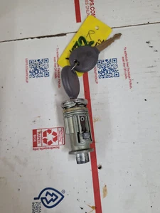 Chrysler Dodge Jeep Ignition Switch Lock Cylinder & Key - Picture 1 of 1