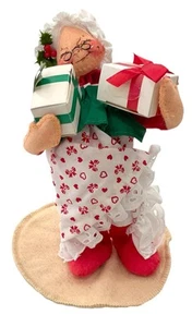 Vintage 1963 Christmas Annalee Doll Mrs. Claus Holding Gifts Presents 8.5” - Picture 1 of 4