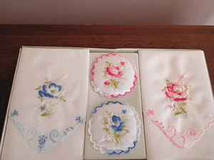 Juego de pañuelos y bolsitas para mujer - Imagen 1 de 5