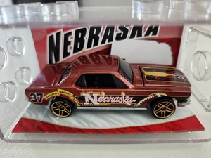 Hot Wheels Connect Cars Nebraska 65 Mustang braun #37 von 50 Opening Hood - Bild 1 von 4