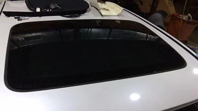 Vidro de teto BMW LWB 126,4" somente equipamento original compatível com BMW 750LI 2009-2015 - Imagem 1 de 3