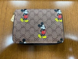 Mickey Mouse Wallet Beige, Tan 3x4 EUC, Women's Wallet Disney - Picture 1 of 6