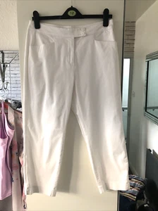 TU Women Size 12 Waist 30 inch Inside Leg 22 inch White Cropped Trousers VGC - Picture 1 of 5