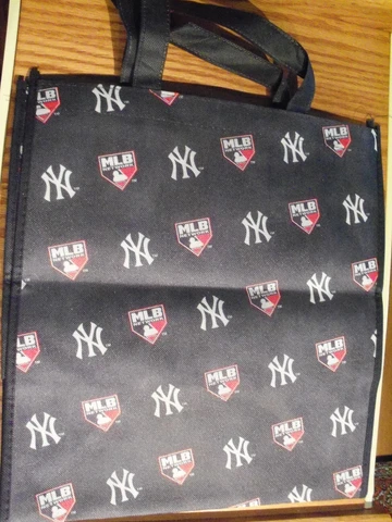 New York Yankees MLB Tote Bag SGA And mini helment & sun glasses Cover