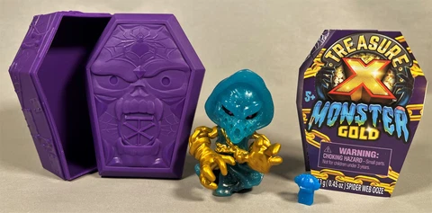 TREASURE X MONSTER GOLD GHOUL LASH FIGURE W/TREASURE LOOSE & MINT Cover