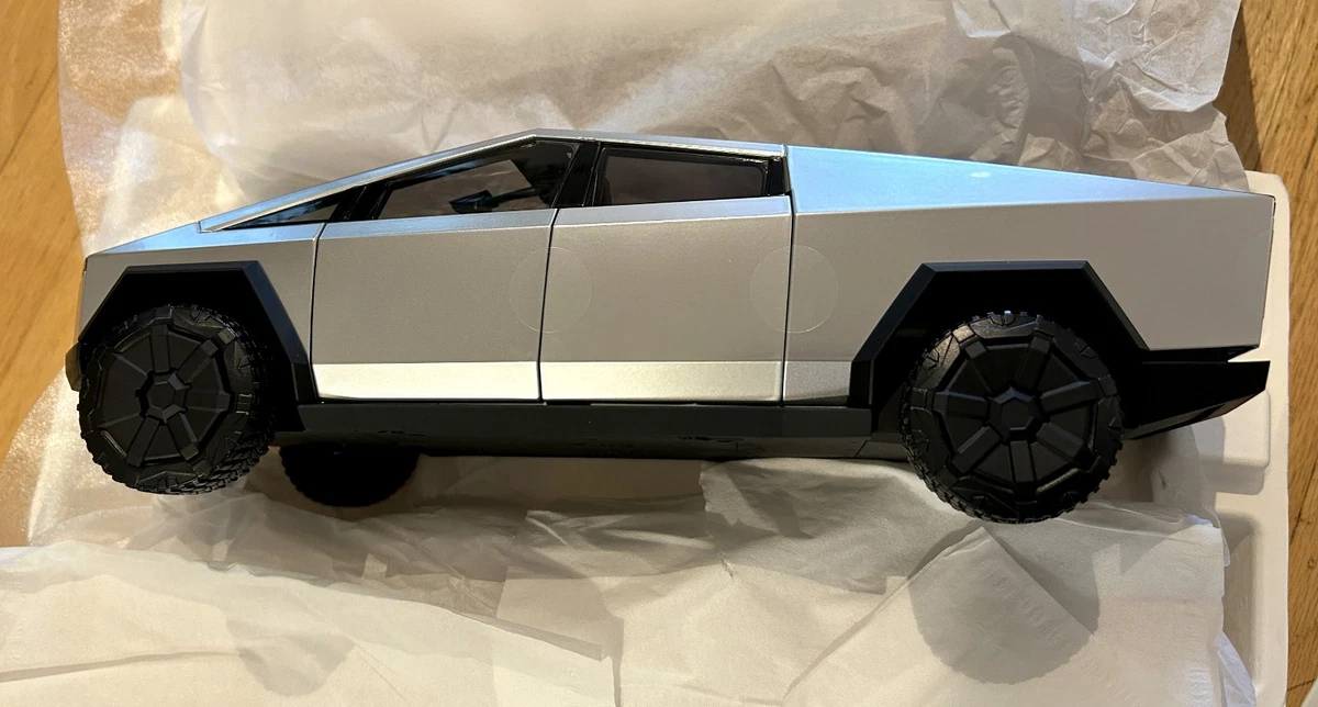 Preços baixos em Tesla 1:18 Escala Carros, caminhões e vans | eBay