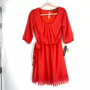 Pailletten Hearts Damen-Minikleid rot Ballonärmel gürtelgehäkelt Spitzensaum S neu - Bild 1 von 4