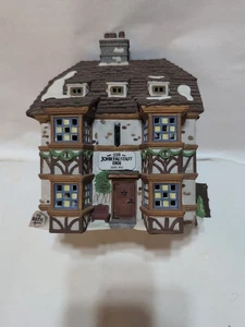 DEPT 56 DICKENS VILLAGE SIR JOHN FALSTAFF INN 4TH EDITION 1995 RETIRED - Picture 1 of 10