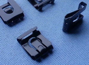 12x Befestigungsklammer Blechmutter Klammer  16x20 schwarz  289 - Picture 1 of 5