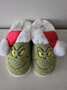 American Eagle Grinch Scuff Slipper - NWT Women’s SIZE 8 - Picture 1 of 12