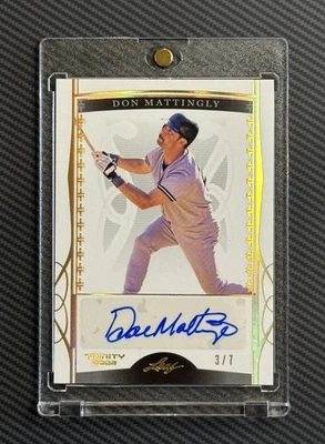 DON MATTINGLY AUTO /7 GOLD SPECTRUM FOIL - BLUE INK - 2022 Trinity Autograph - Image 1 of 3