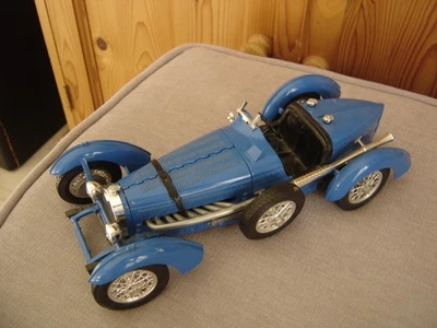 1/18 BUGATTI TYPE 59 BLEUE (1934) BURAGO - Photo 1/3