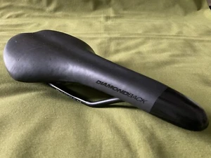 Sella bici da strada Diamondback nera 140X280 mm BELLA - Foto 1 di 10