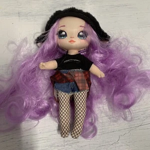 Na Na Na Surprise Minna Moody Series 1 Girl Doll NaNaNa Pink Hair Fishnet stocki - Picture 1 of 5