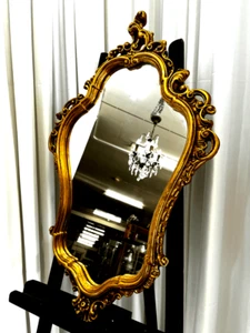 A vintage, antique style wall mirror - Picture 1 of 5